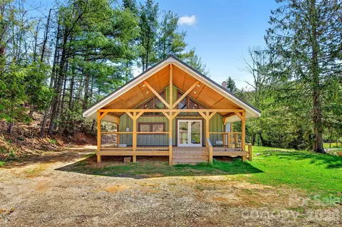 1959 Jackson Town Rd, Spruce Pine, NC 28777