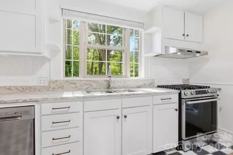 Kitchen - 150 Pacolet St, Tryon, NC 28782 photo 2 of 3