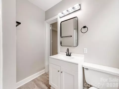 Bath - 4699 Cherrystone Rd, Lancaster, SC 29720 photo 2 of 3