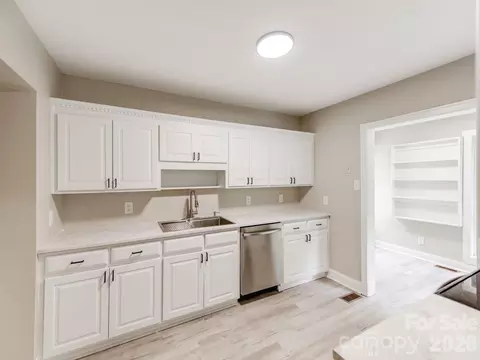 Kitchen - 4699 Cherrystone Rd, Lancaster, SC 29720 photo 1 of 4