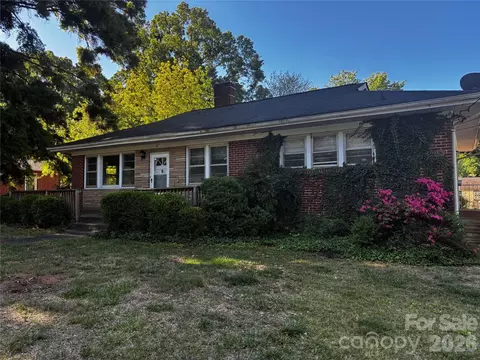 907 Maple Ave, Salisbury, NC 28144