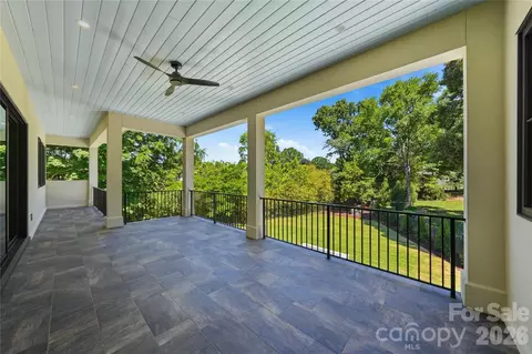 Exterior - 20200 Rainbow Cir, Cornelius, NC 28031 photo 6 of 7