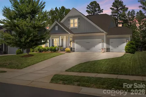 10931 Sparkle Creek Dr, Midland, NC 28107