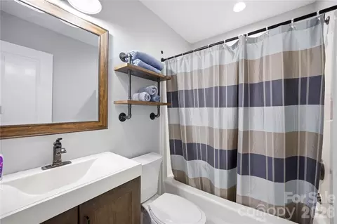 Bath - 5701 Cedar Hill Dr, Monroe, NC 28110 photo 3 of 3