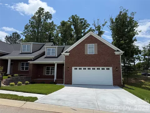 107 Abbington Ln, Shelby, NC 28150