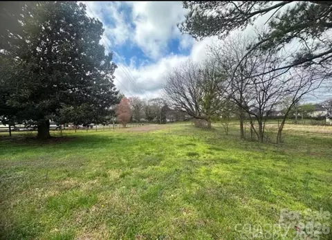 4349 Roberta Rd, Concord, NC 28027