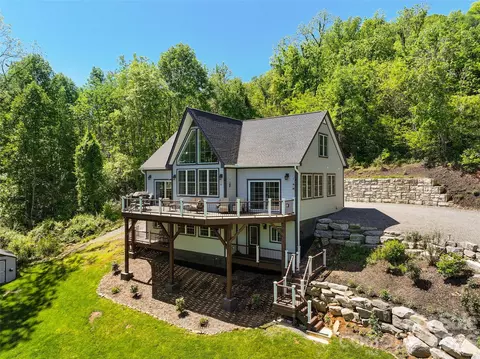 114 Nesting Rdg, Waynesville, NC 28785