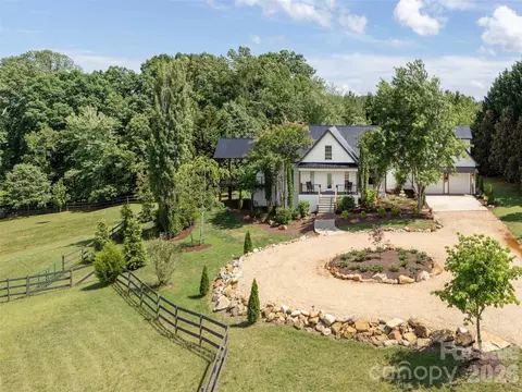 4647 Big Level Rd, Mill Spring, NC 28756
