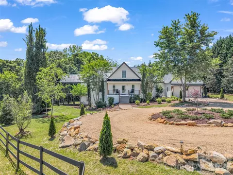 4647 Big Level Rd, Mill Spring, NC 28756
