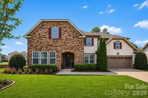 11530 Sweet Birch Ln, Charlotte, NC 28278