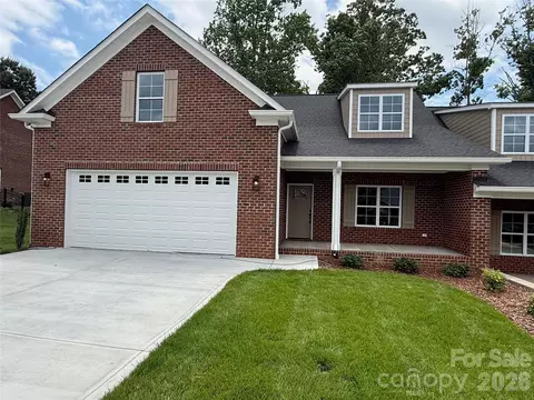 105 Abbington Ln, Shelby, NC 28150
