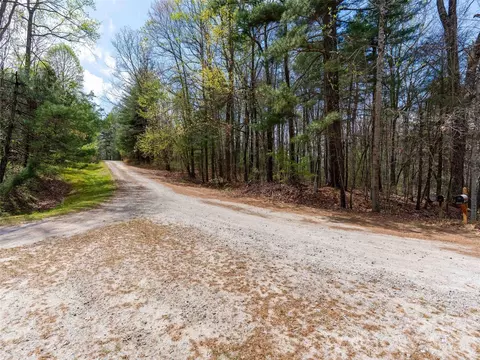 00 E Hilltop 13b Dr #13B, Saluda, NC 28773 photo 2