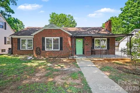 624 Margaret Dr, Statesville, NC 28677