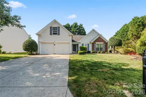 9400 Shepparton Dr, Huntersville, NC 28078