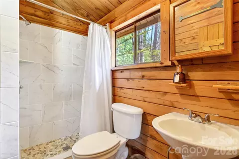 Bath - Jackson Town Road, Spruce Pine, NC 28777 photo 1 of 1