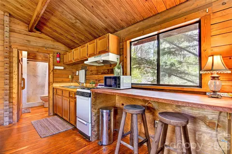 Kitchen - Jackson Town Road, Spruce Pine, NC 28777 photo 1 of 3