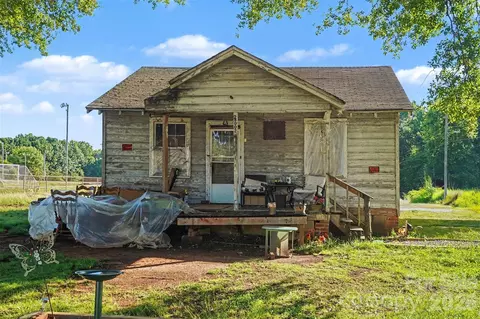 103 Carrigan Dr, Gastonia, NC 28056