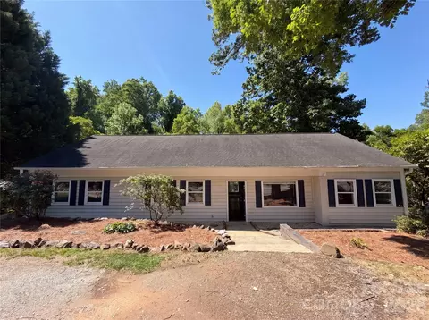 1322 Carolyn Dr, Charlotte, NC 28205