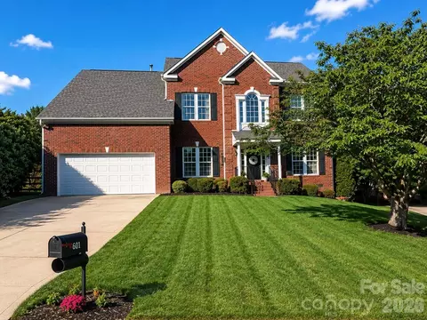 601 E Cheval Dr, Fort Mill, SC 29708