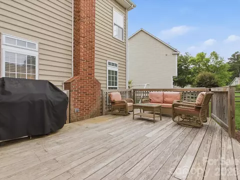 Exterior - 601 E Cheval Dr, Fort Mill, SC 29708 photo 9 of 12