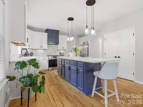 Kitchen - 601 E Cheval Dr, Fort Mill, SC 29708 photo 1 of 9