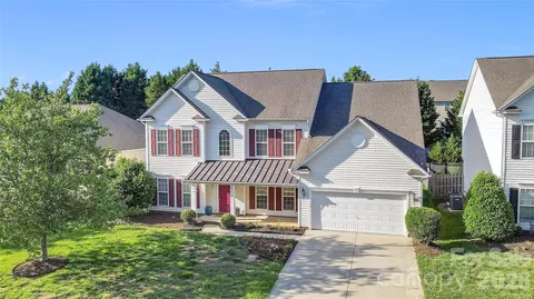 1007 Butterburr Dr, Matthews, NC 28104