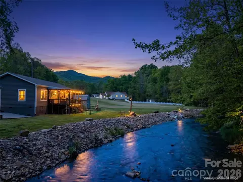 21 Swift Stream Ln, Waynesville, NC 28785