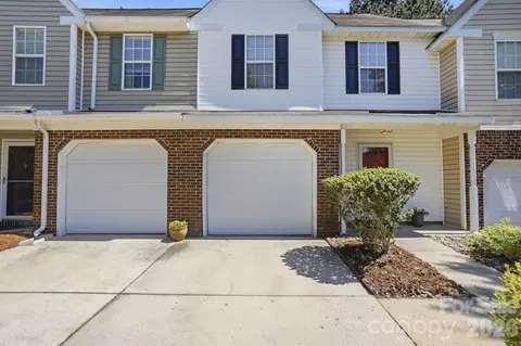 9415 Elizabeth Townes Ln, Charlotte, NC 28277