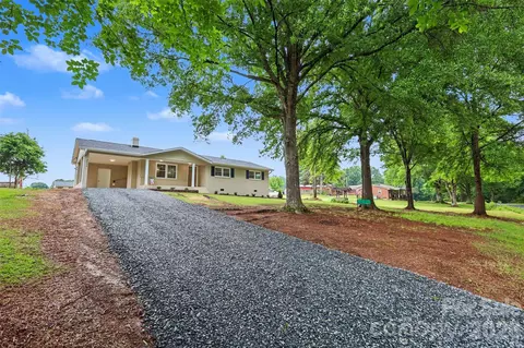 24454 Dillon Rd, Albemarle, NC 28001