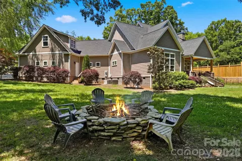 Exterior - 1595 Mary Ellen Dr, Fort Mill, SC 29708 photo 8 of 8