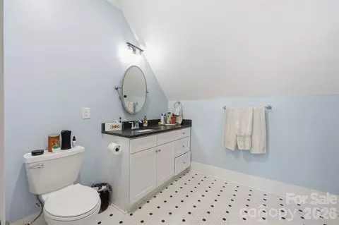 Bath - 1595 Mary Ellen Dr, Fort Mill, SC 29708 photo 4 of 5