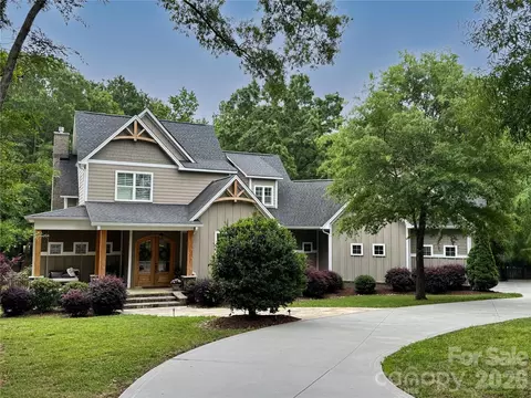 1595 Mary Ellen Dr, Fort Mill, SC 29708