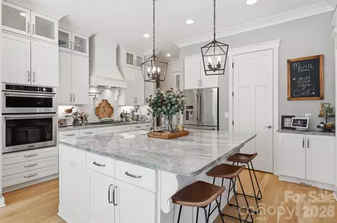 Kitchen - 1595 Mary Ellen Dr, Fort Mill, SC 29708 photo 2 of 4