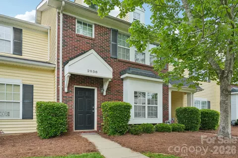 2038 Oakstone Dr, Monroe, NC 28110
