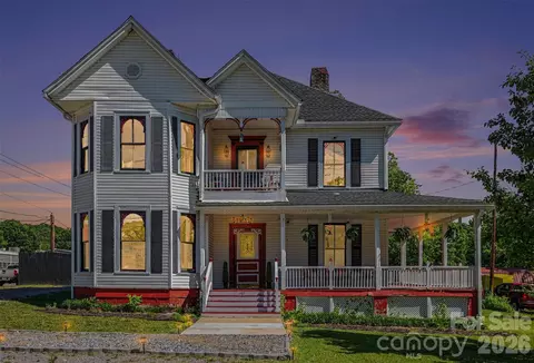107 Hinton St, Chester, SC 29706