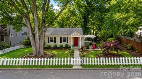 1712 Dunkirk Dr, Charlotte, NC 28203