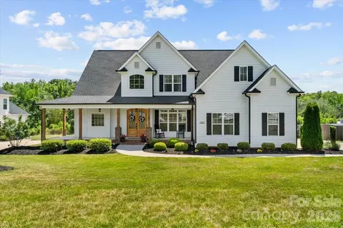7105 Rae Farms Way, Greensboro, NC 27455