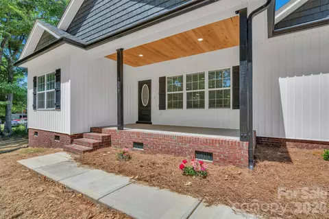 Exterior - 4611 Knox Bailey Ln, Lancaster, SC 29720 photo 1 of 2