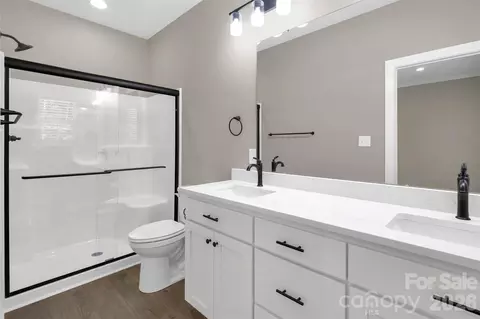 Bath - 4611 Knox Bailey Ln, Lancaster, SC 29720 photo 1 of 2