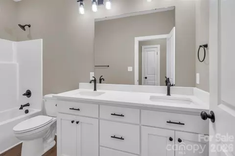 Bath - 4611 Knox Bailey Ln, Lancaster, SC 29720 photo 2 of 2