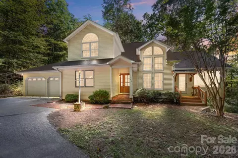 160 Little Mine Mountain Dr, Saluda, NC 28773