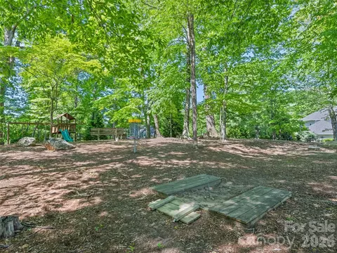 Exterior - 5 Split Creek Ct, Mills River, NC 28759 photo 8 of 9