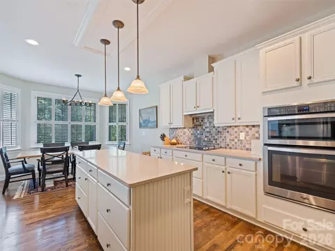 Kitchen - 5 Split Creek Ct, Mills River, NC 28759 photo 6 of 6