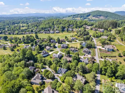 View/Area - 5 Split Creek Ct, Mills River, NC 28759 photo 2 of 4