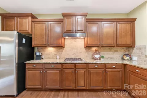 Kitchen - 321 Calming Way, Tega Cay, SC 29708 photo 3 of 4