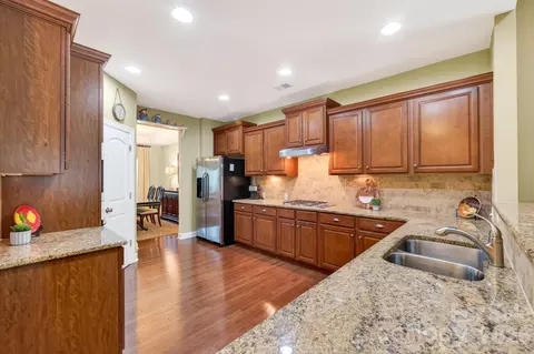 Kitchen - 321 Calming Way, Tega Cay, SC 29708 photo 2 of 4