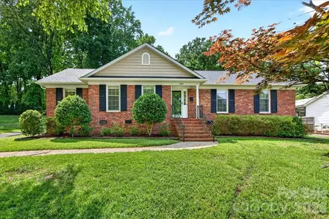 5712 Telfair Rd, Charlotte, NC 28210