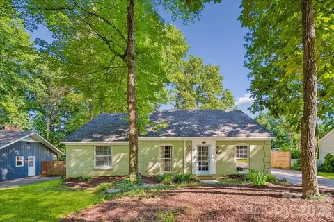 1005 Pinafore Dr, Charlotte, NC 28212