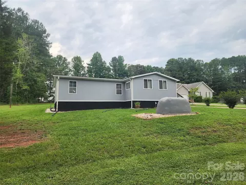 189 Brook Creek Dr, Troutman, NC 28166