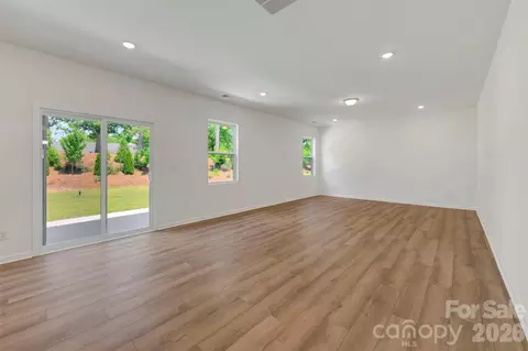 Living - 1841 Augustine St, Monroe, NC 28112 photo 1 of 3